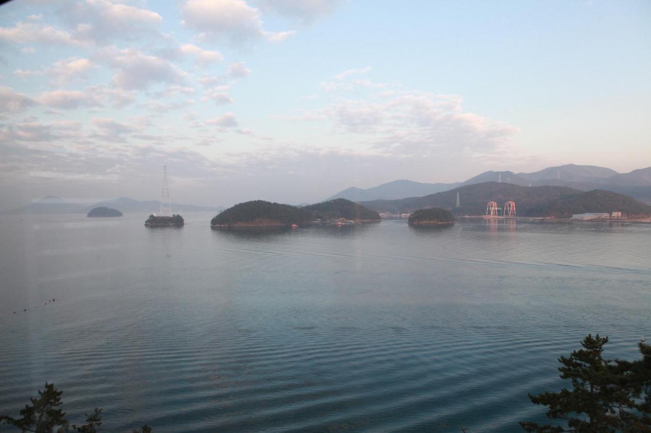 Tongyeong Bridge Hotel Eksteriør bilde